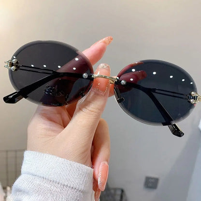 Vintage Metal Sunglasses with Gradient Lens 